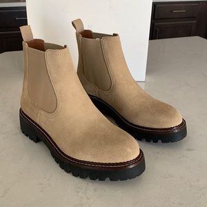 Caslon suede Chelsea Boot